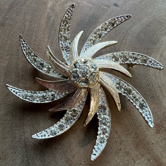 Vintage Sarah Coventry Evening Comet Brooch - Picture 1 of 4